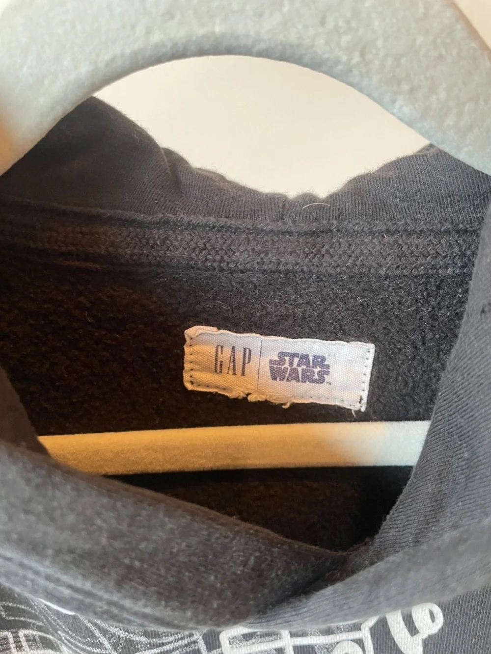 GAP Boys Black Graphic Hoodie Size 5 Robot Print Pullover